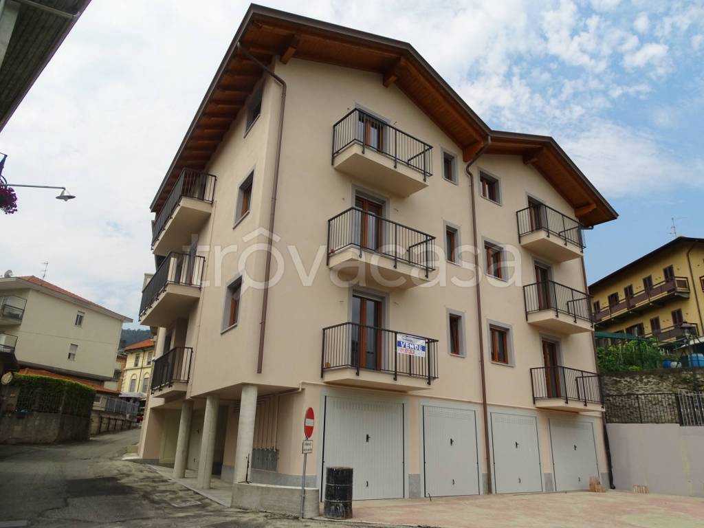 Appartamento in vendita a Lanzo Torinese via dei Molini, 17