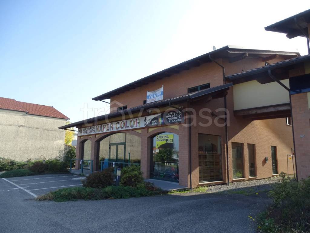 Ufficio in vendita a Villanova Canavese via Torino, 14