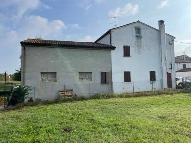 Casa Indipendente in vendita a Borgo Mantovano via pelata , 4