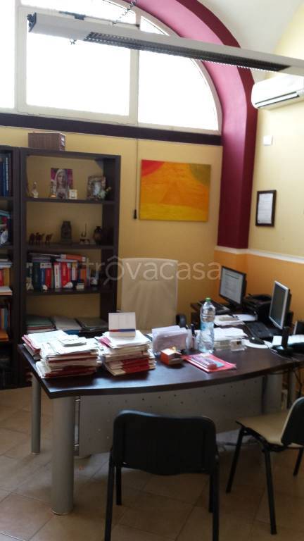 Ufficio in in affitto da privato a Caivano via Pietro Rosano, 49