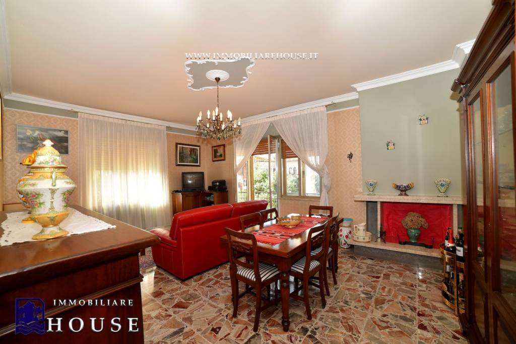 Villa in vendita a Bolsena viale Nicola Colesanti, 9
