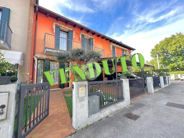 Villa a Schiera in vendita a Trebaseleghe via Trieste, 6