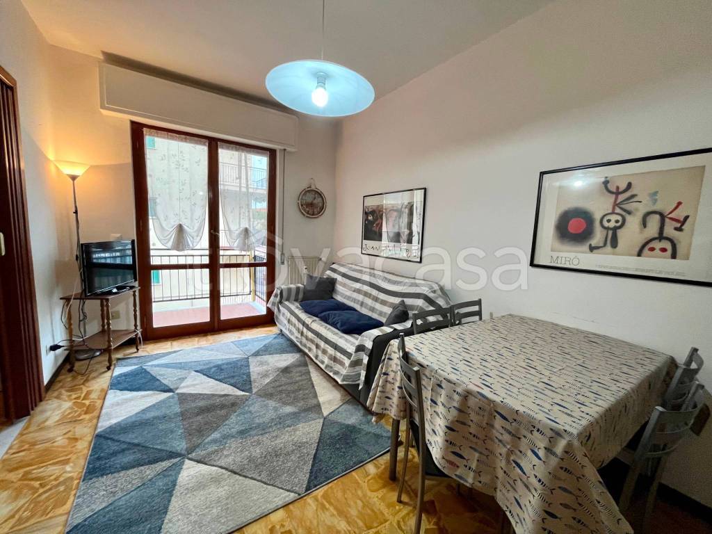 Appartamento in vendita a Pietra Ligure via Francesco Crispi, 31