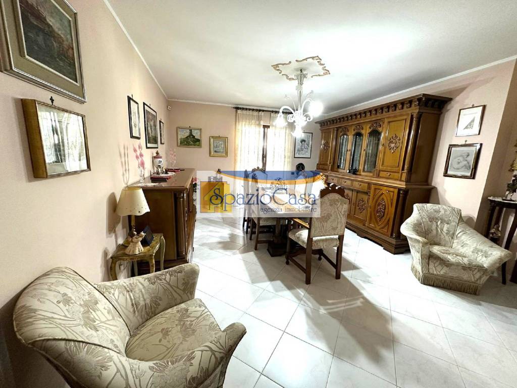 Appartamento in vendita a Giugliano in Campania via della Torre, 3