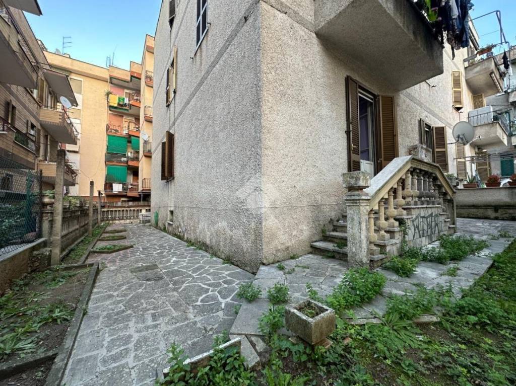 Appartamento in vendita a Tivoli via Goffredo Mameli, 5