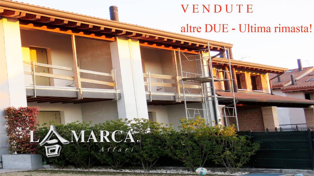 Villa a Schiera in vendita a Pieve del Grappa via San Pio X, 14
