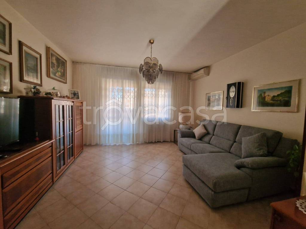 Appartamento in vendita a Ozzano dell'Emilia via Alcide De Gasperi
