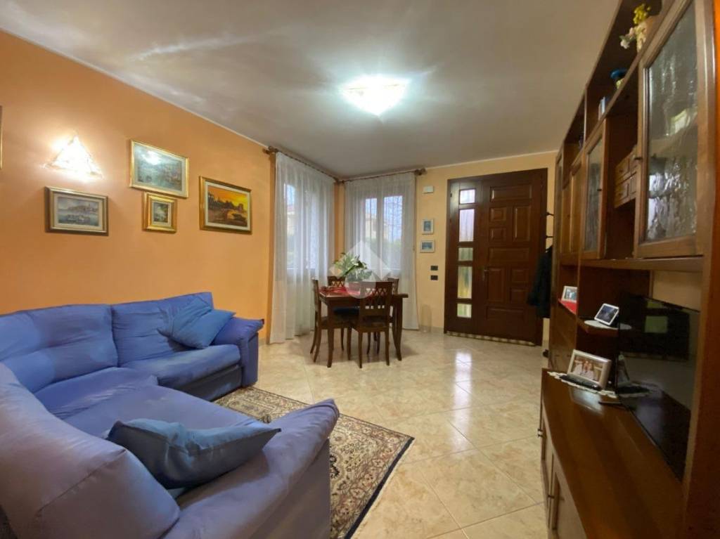 Villa Bifamiliare in vendita a Due Carrare via tecchio, 6