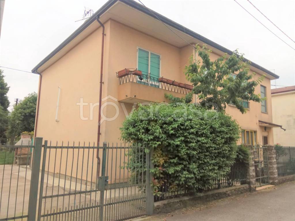 Appartamento in vendita a Vicenza valles