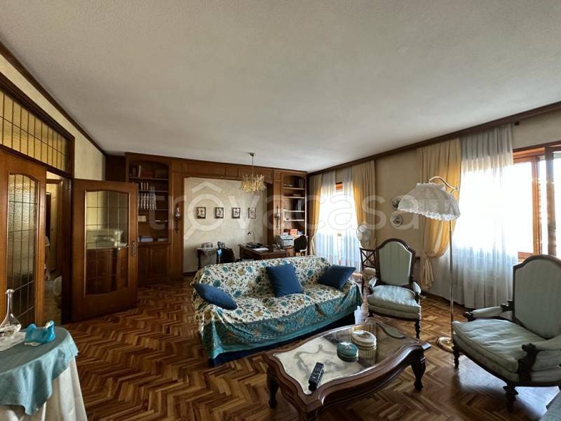 Appartamento in vendita a Torino corso Trapani, 106