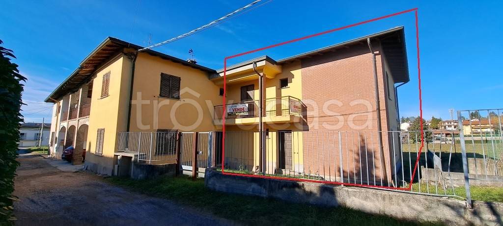 Appartamento in vendita ad Appiano Gentile via Isidoro Bianchi