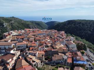 Intero stabile in vendita a camerota via duca d'aosta, 12