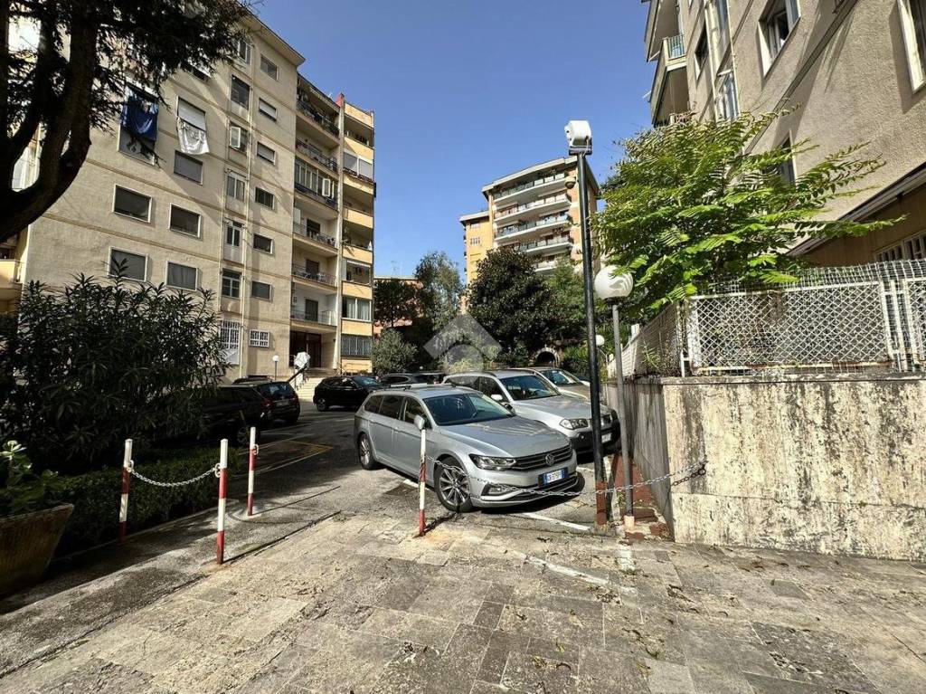 Appartamento in vendita a Napoli via domenico fontana, 45
