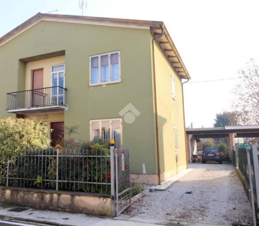 Villa Bifamiliare in vendita a Marmirolo via Unione Europea, 20
