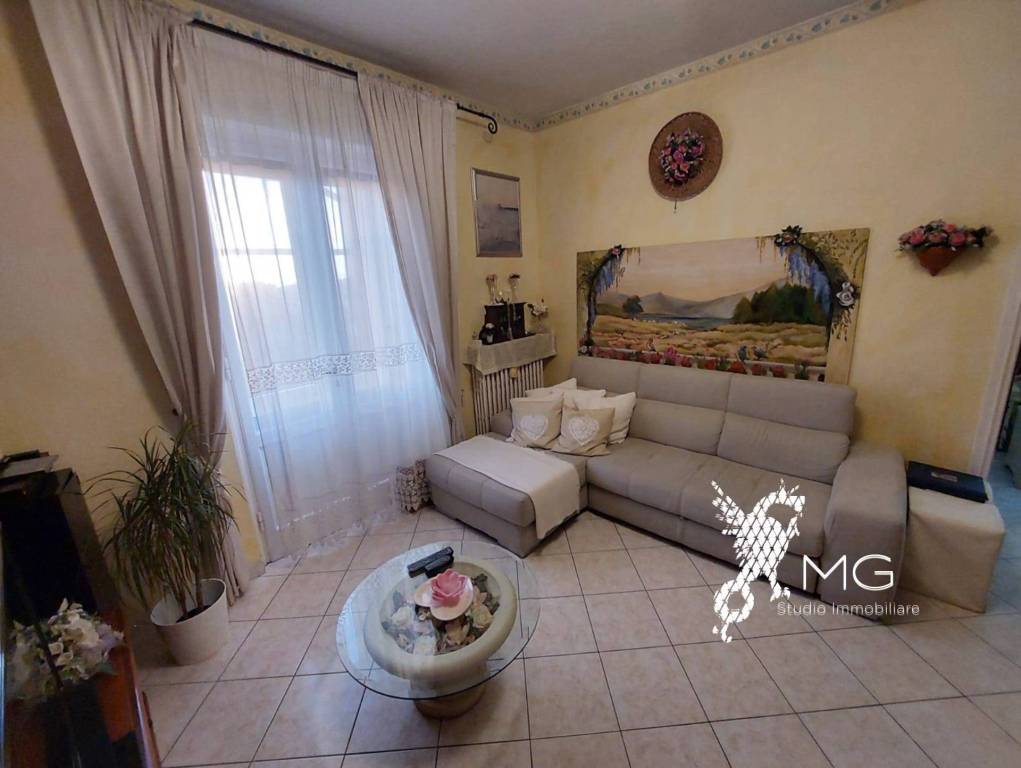 Appartamento in vendita a Rosignano Marittimo via Edmondo De Amicis, 16