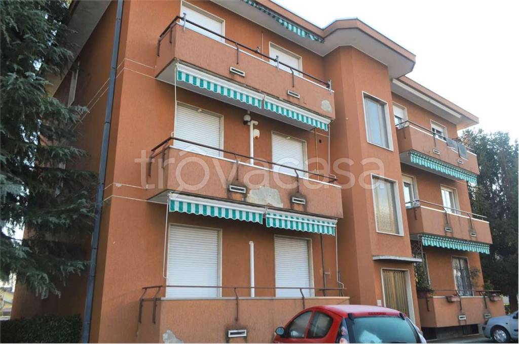 Appartamento in vendita a Ceriano Laghetto via strameda, 36