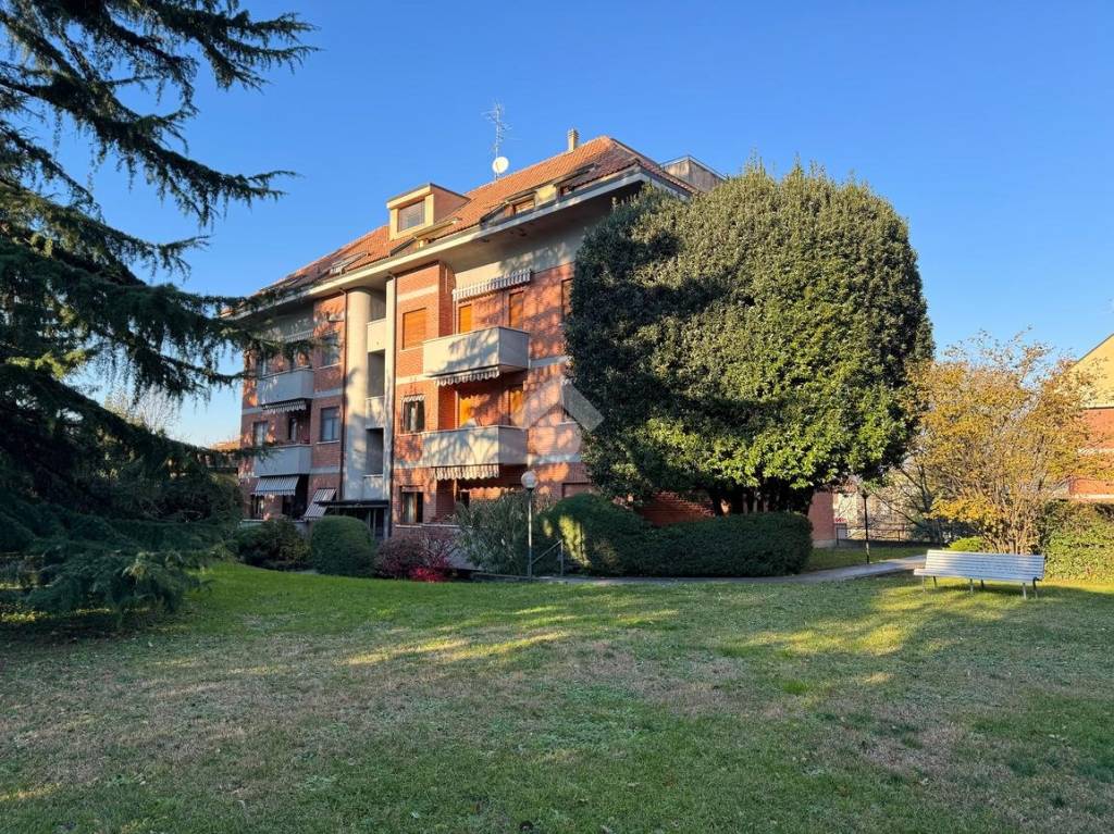 Appartamento in vendita a Casatenovo via s. Giacomo, 9