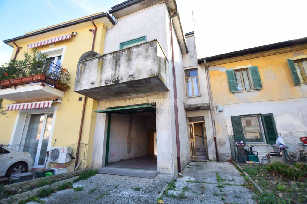 Appartamento in vendita a Senigallia viale IV Novembre