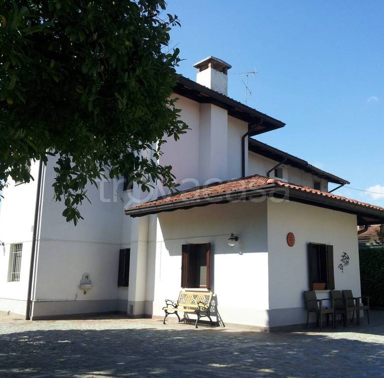 Villa Bifamiliare in vendita a Tarcento