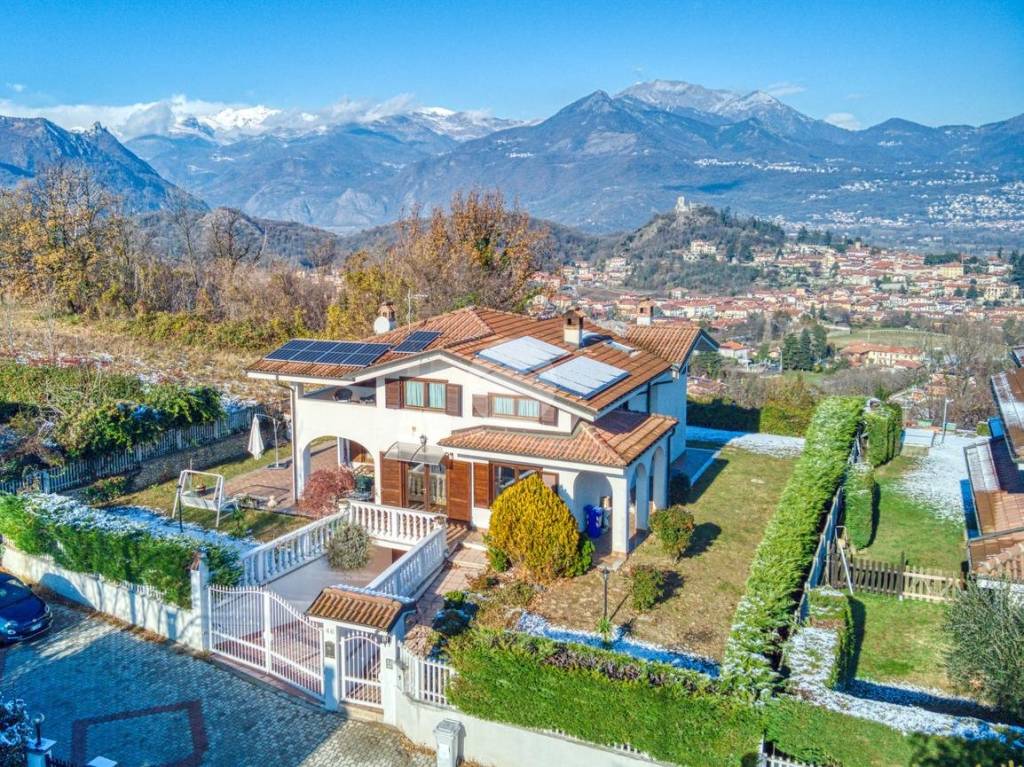 Villa in vendita ad Avigliana via Chiattera, 46