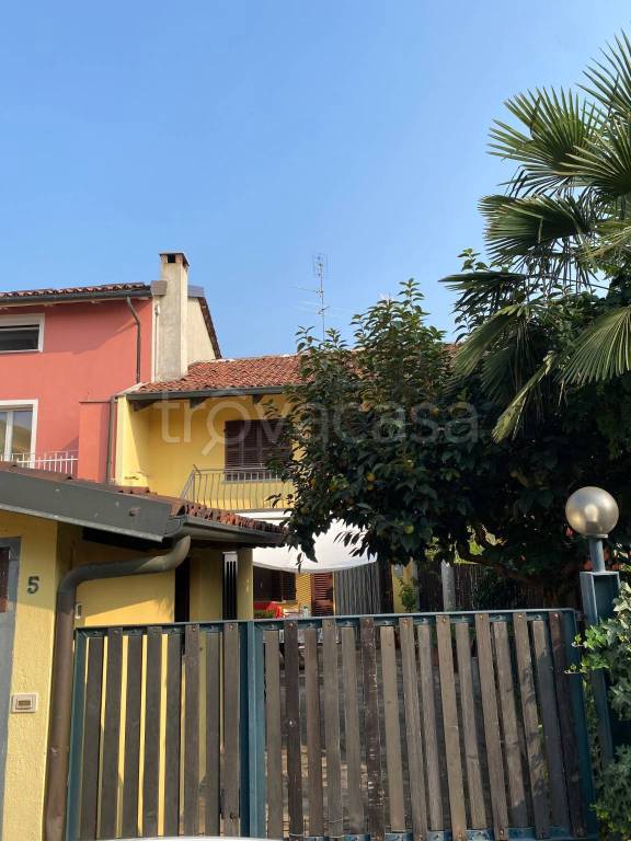Villa a Schiera in in vendita da privato a Cambiano vicolo San Vincenzo, 5