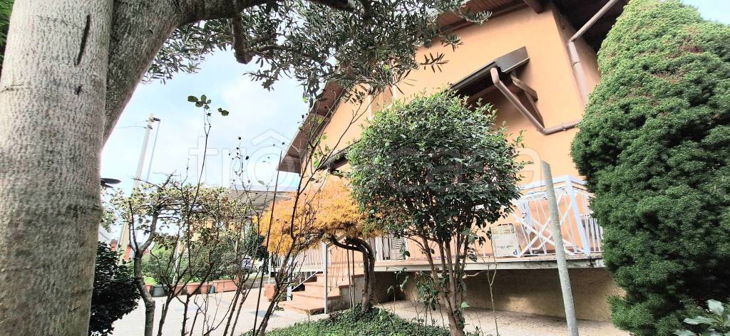 Villa in vendita a Capriate San Gervasio vicolo Torino, 2