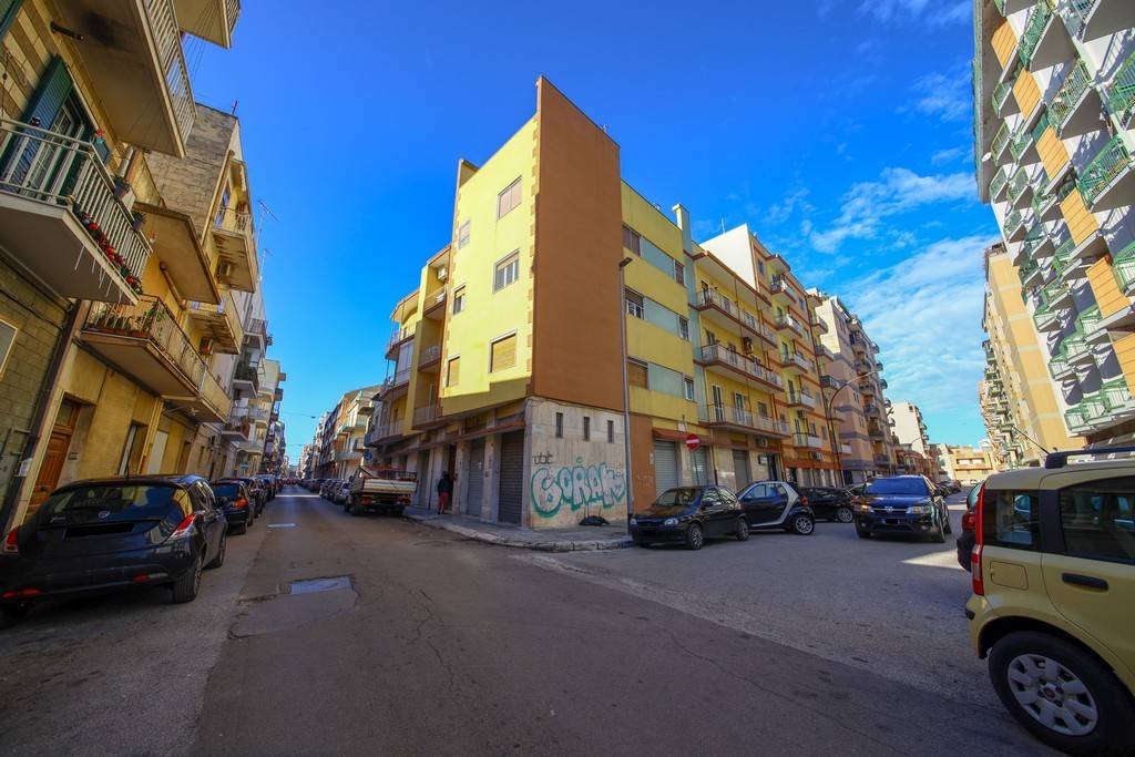 Appartamento in vendita a Brindisi via Romolo, 16