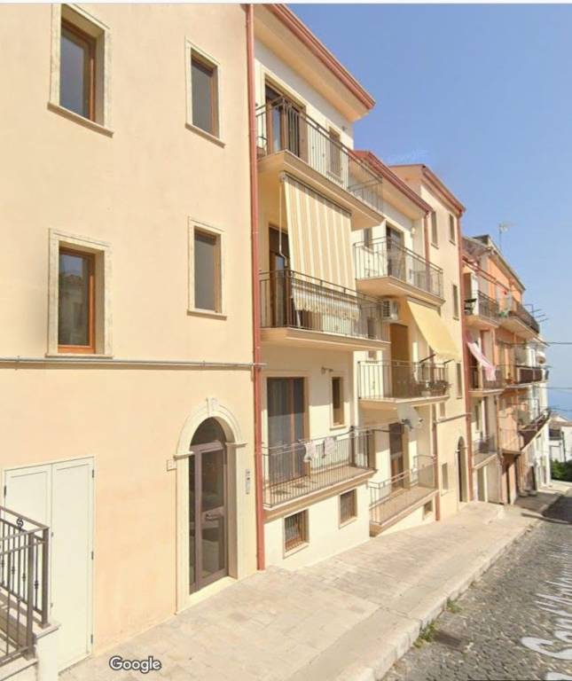Appartamento in in vendita da privato a Monte Sant'Angelo via Sant'Antonio Abate, 2