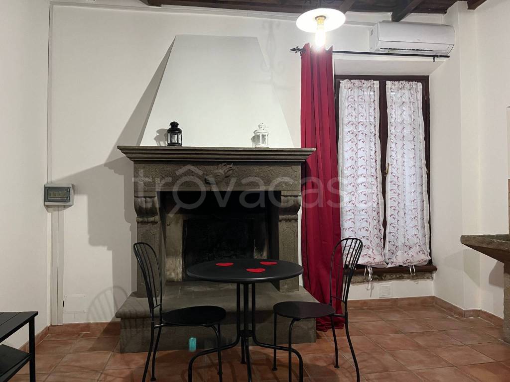 Appartamento in in vendita da privato a Viterbo via Malatesta, 15