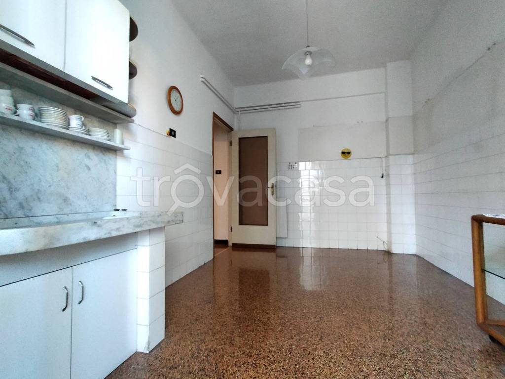 Appartamento in vendita a Genova via Pietro Fessia, 19