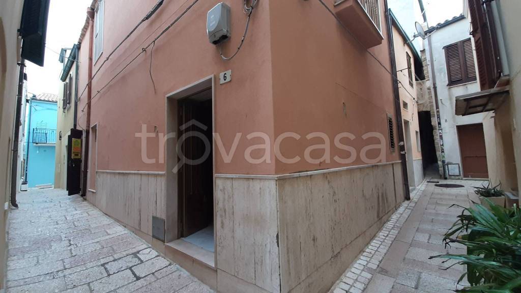 Appartamento in vendita a Termoli via Policarpo Manes