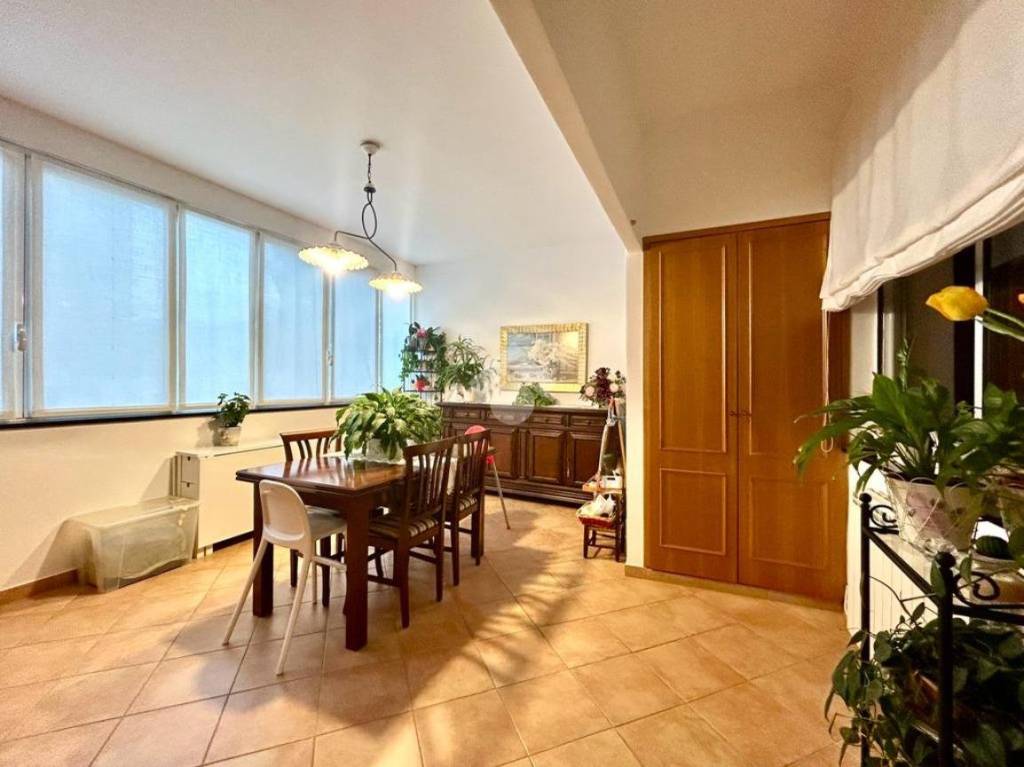 Appartamento in vendita a Genova via Antonio Sant'Elia, 184