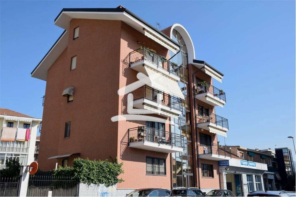 Appartamento in vendita a Moncalieri via robaldo, 1