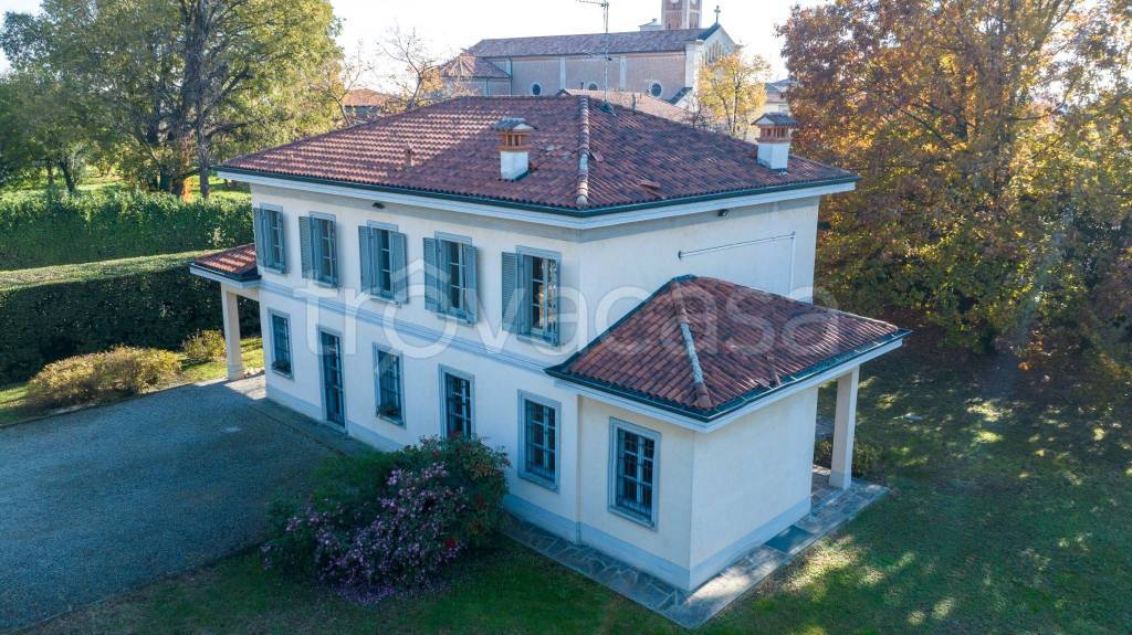 Villa in vendita a Gessate via Cesare Cantù