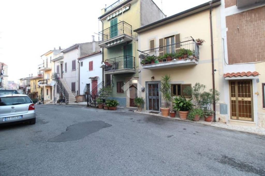 Appartamento in vendita a Montorio Romano vicolo sant'anna, 37