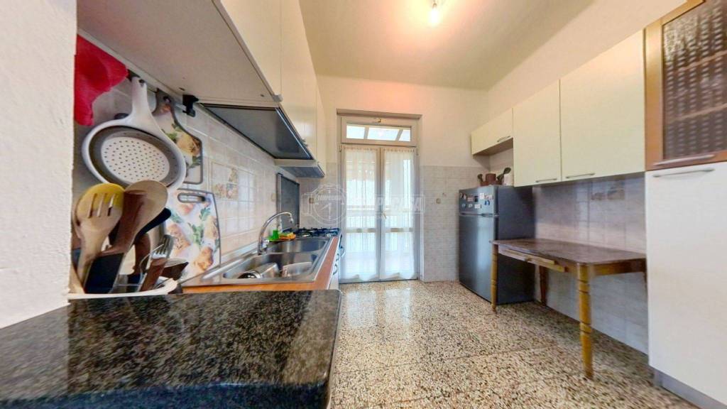 Appartamento in vendita a Torino via Michele Coppino 53
