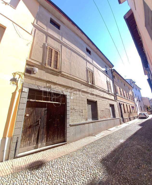 Casa Indipendente in vendita a Cremona via Lodovico Cavitelli, 6