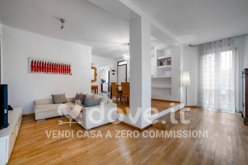 Villa in vendita a Sovico via Vittorio Veneto, 42