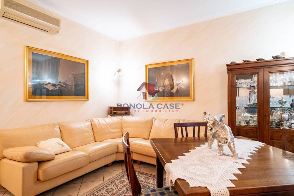 Appartamento in vendita a Milano via Enrico Falck, 17