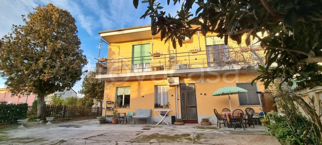 Villa in vendita a Mortara via 20 Settembre