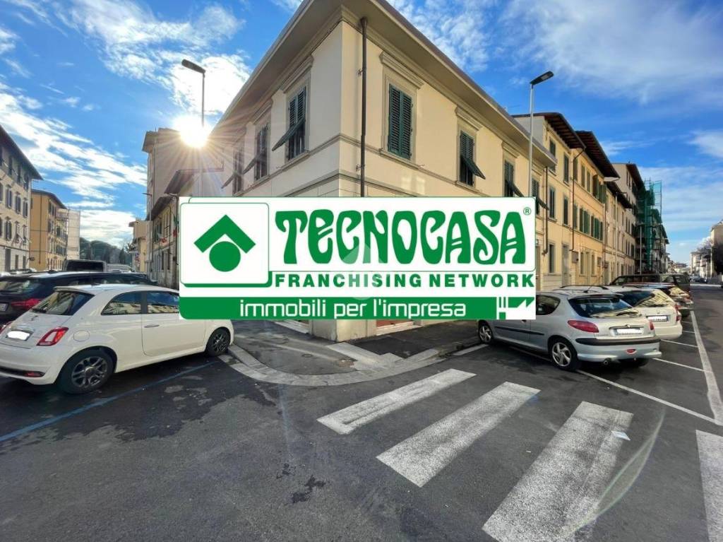 Negozio in affitto a Firenze via Antonio Squarcialupi, 5