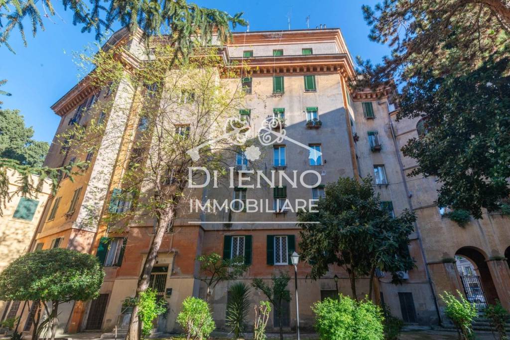Appartamento in vendita a Roma piazza Perin del Vaga