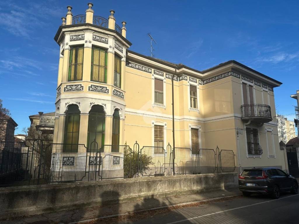 Villa in vendita a Vercelli via Tripoli, 7