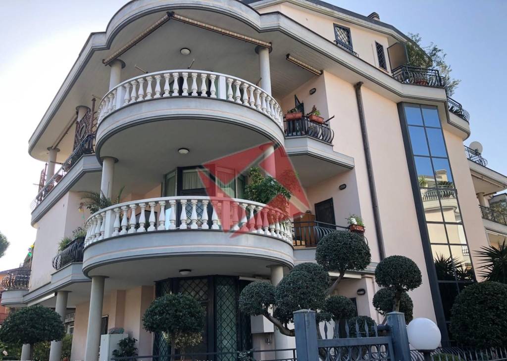 Appartamento in vendita a Roma via Bolognetta