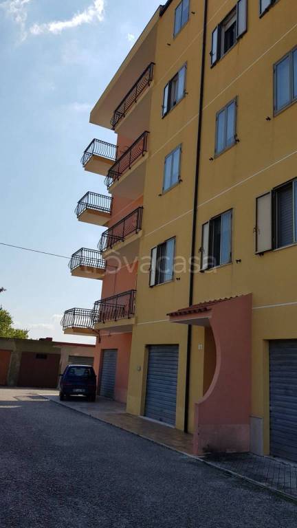 Appartamento in vendita a Montenero di Bisaccia via Don Sturzo, 16