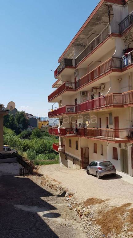 Appartamento in vendita a Montenero di Bisaccia viale Europa, 39