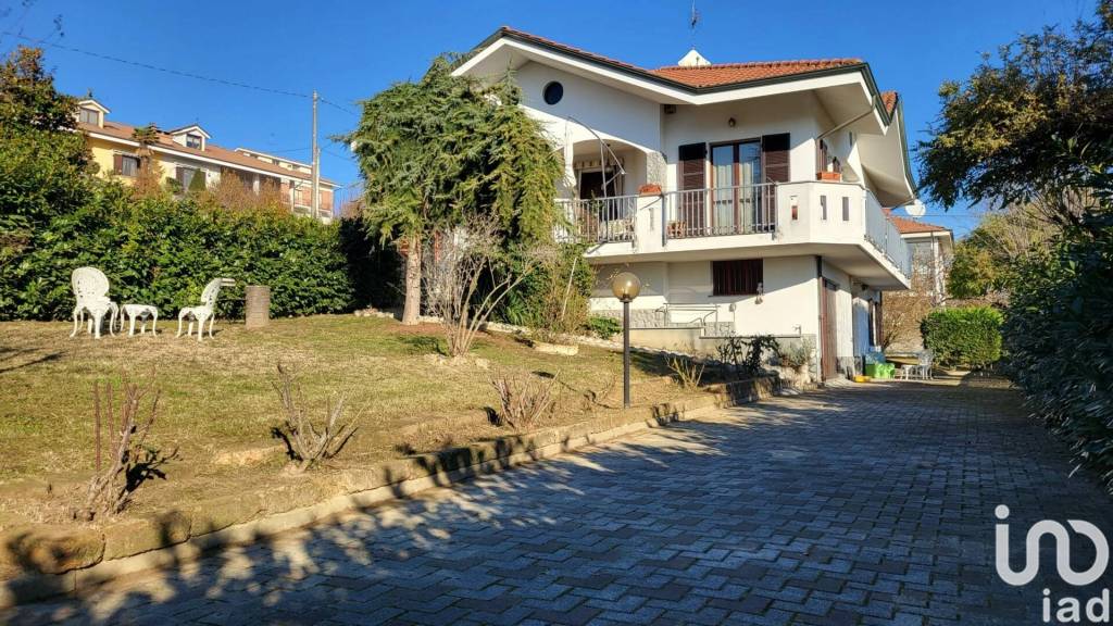 Villa in vendita a San Damiano d'Asti via alcide de gasperi, 4