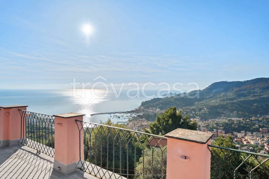 Villa in vendita a Santa Margherita Ligure via Tre Scalini
