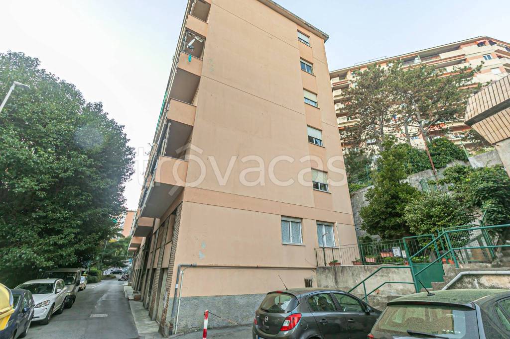 Appartamento in vendita a Genova via Luigi Rizzo, 112