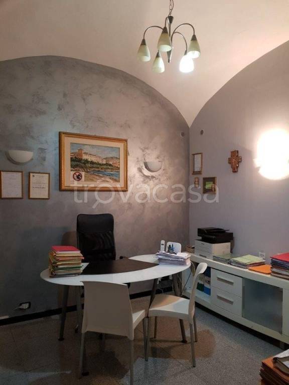 Ufficio in in vendita da privato a Salerno via dei Mercanti